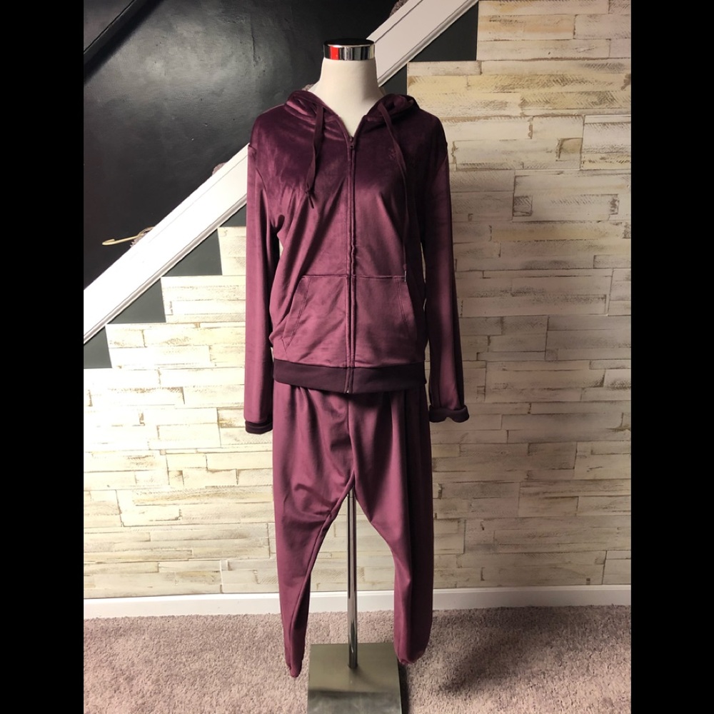 Victoria Secret Velour 2 piece set NEW